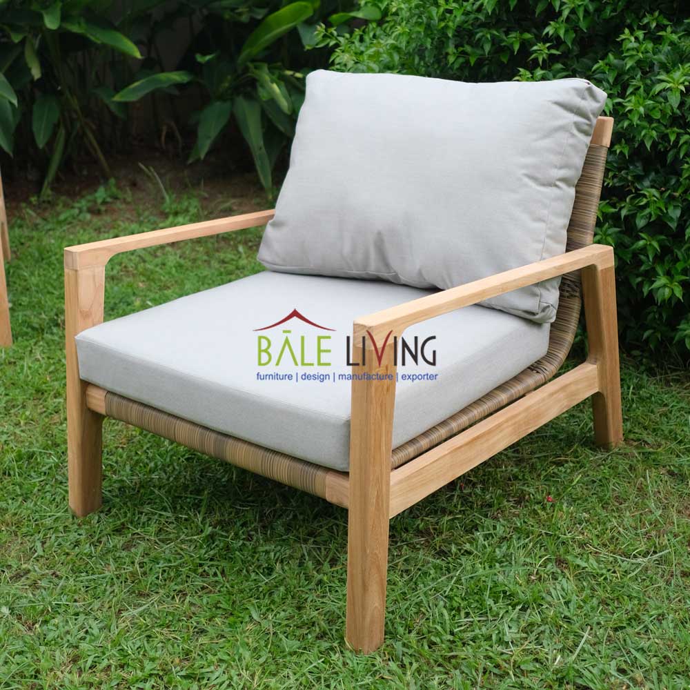 Mesa Teak Lounge Chair